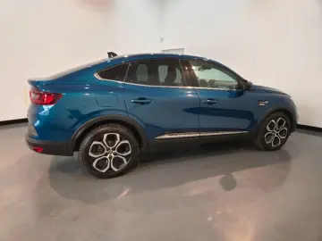 RENAULT ARKANA 1.6 E-Tech 145CP techno