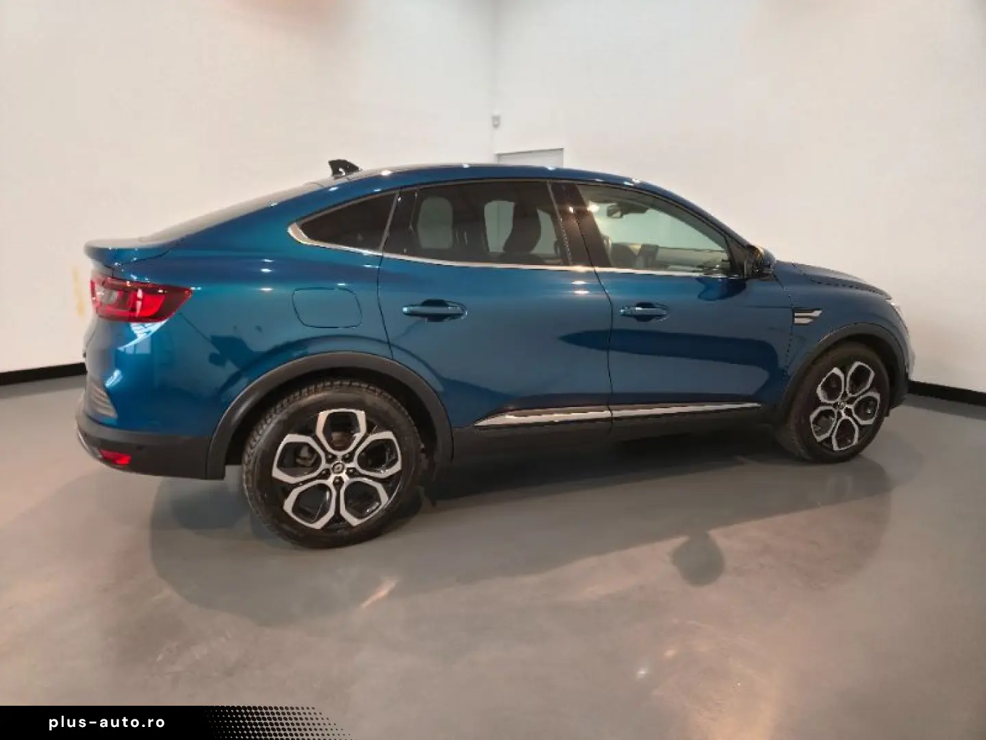 RENAULT ARKANA 1.6 E-Tech 145CP techno