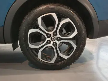 RENAULT ARKANA 1.6 E-Tech 145CP techno