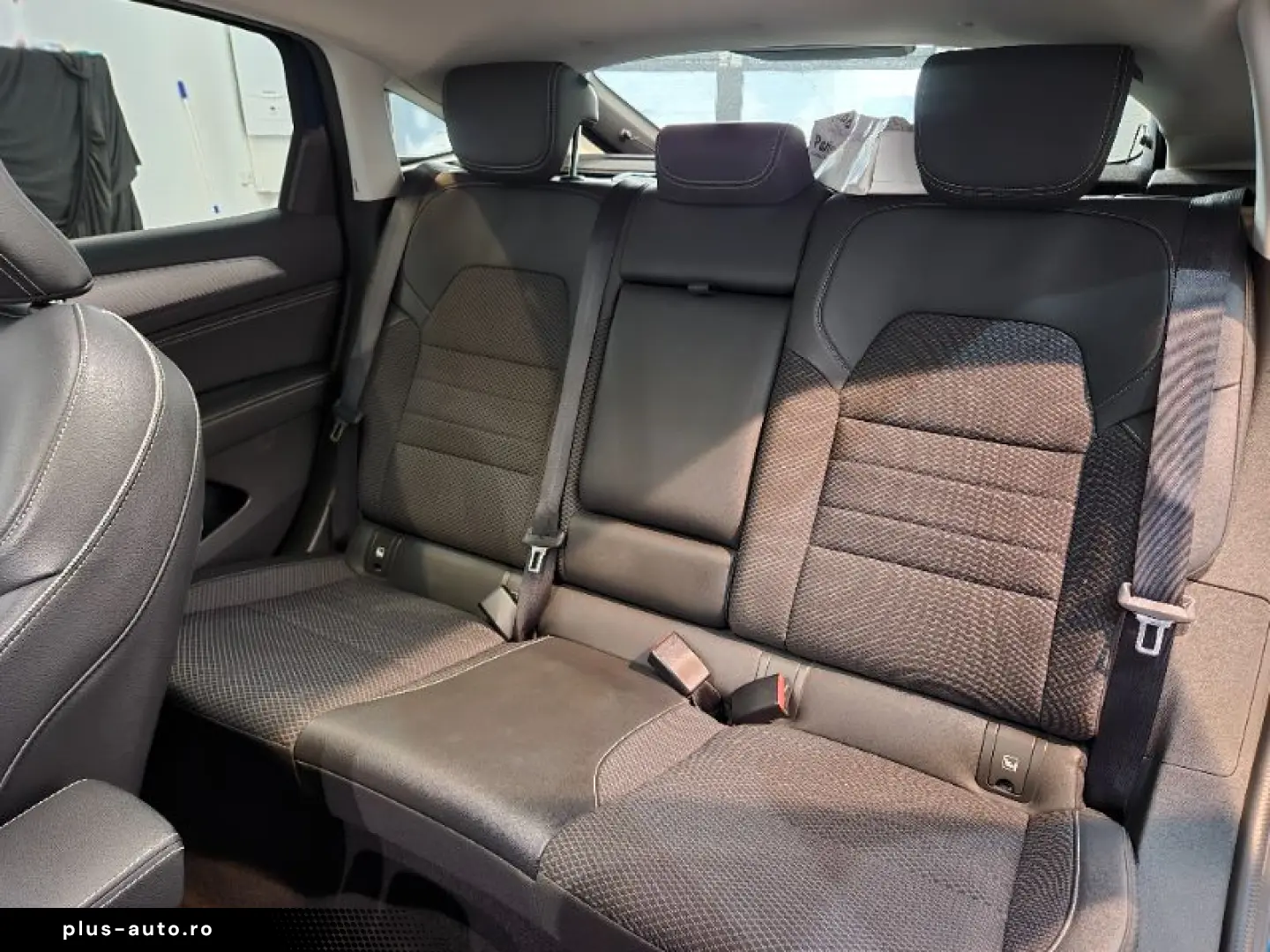 RENAULT ARKANA 1.6 E-Tech 145CP techno