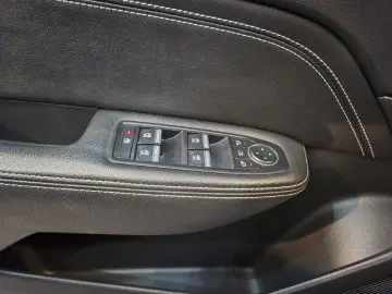 RENAULT ARKANA 1.6 E-Tech 145CP techno