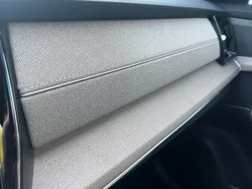 Volvo XC90 T8 AWD Plus Bright Recharge PHEV 7 Locuri