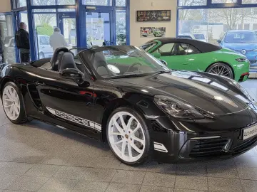 PORSCHE 718 Boxster Style Edition