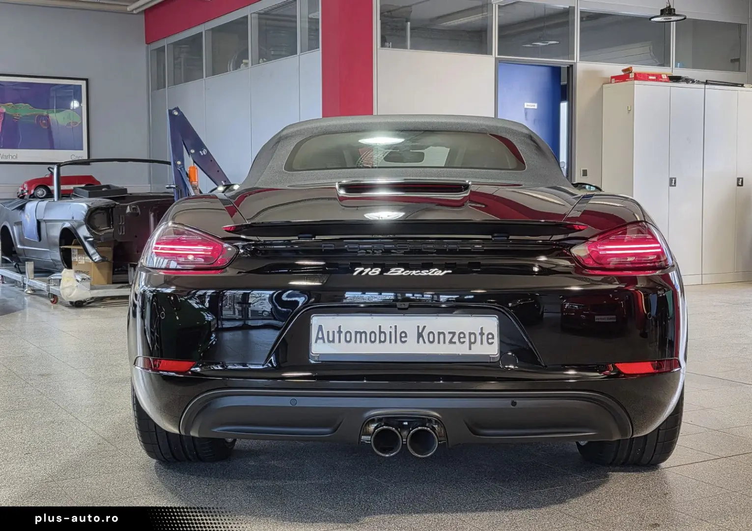 PORSCHE 718 Boxster Style Edition