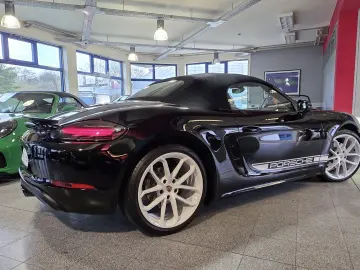 PORSCHE 718 Boxster Style Edition