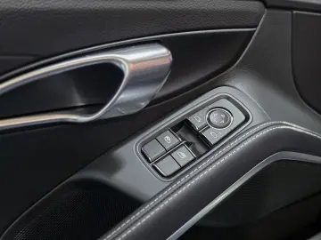 PORSCHE 718 Boxster Style Edition