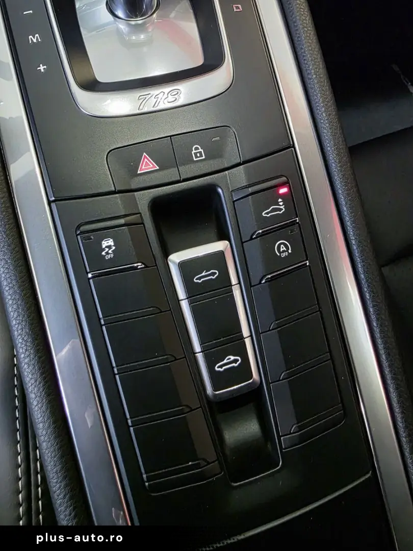 PORSCHE 718 Boxster Style Edition