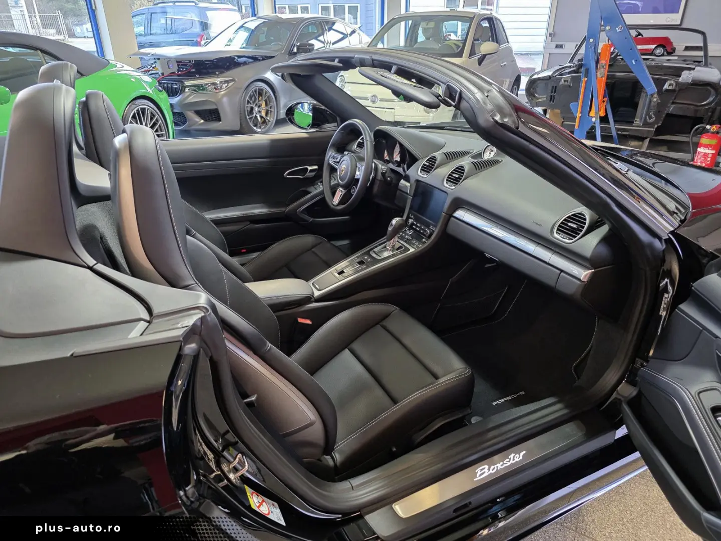 PORSCHE 718 Boxster Style Edition