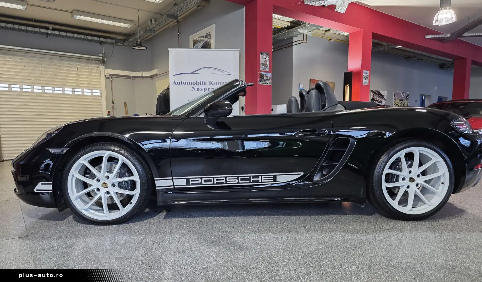 PORSCHE 718 Boxster Style Edition