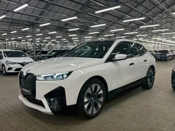 BMW iX xDrive40 Sport