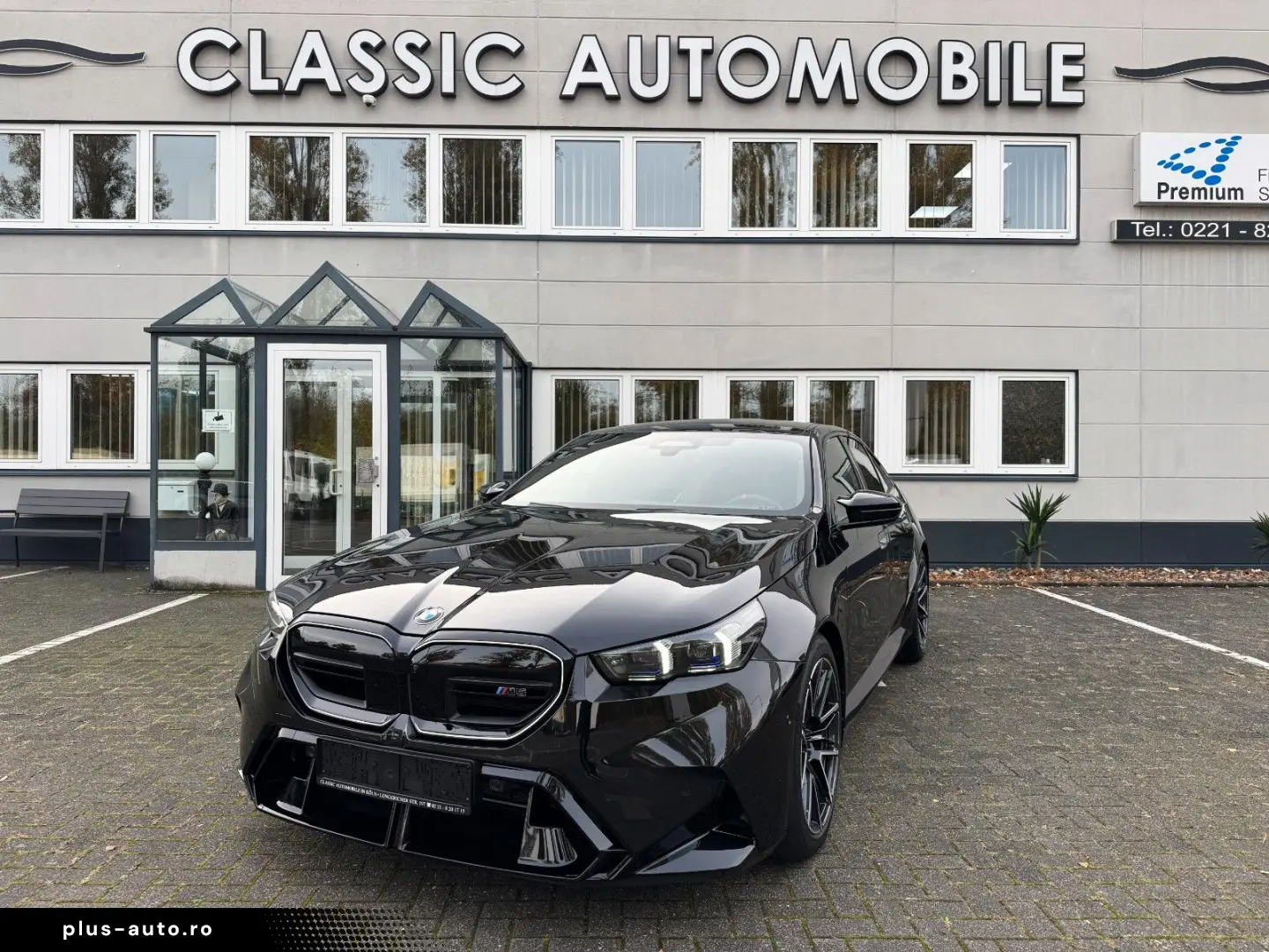 BMW M5 M Package Fond Entertainment Panor Anhäng B&W