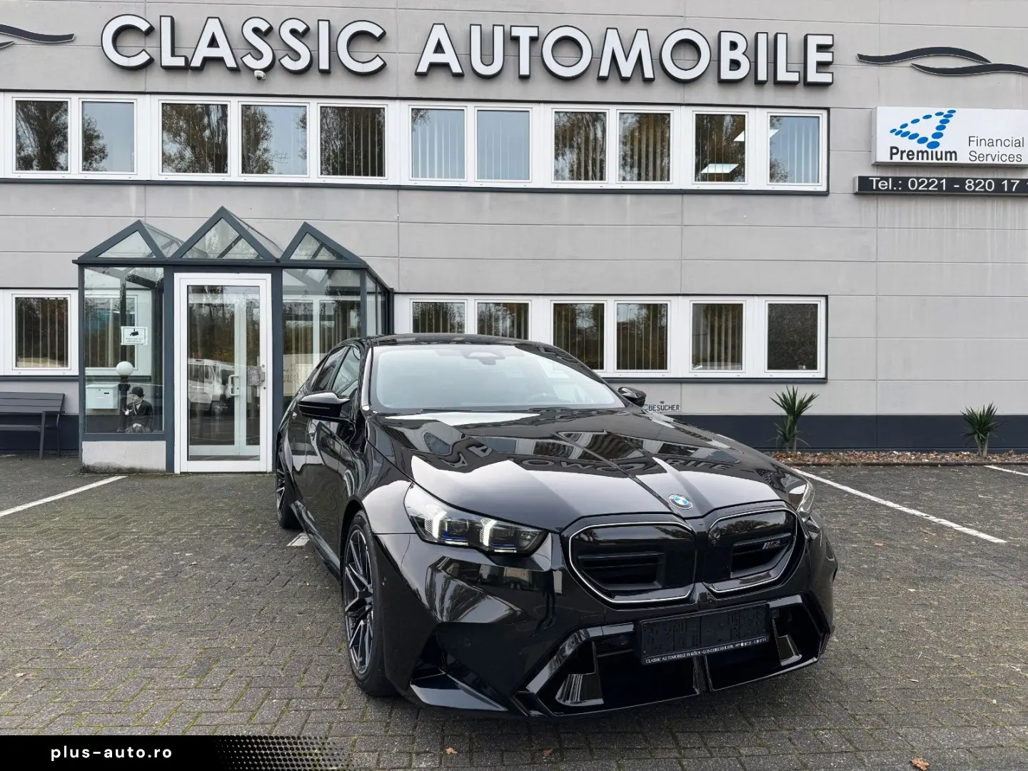 BMW M5 M Package Fond Entertainment Panor Anhäng B&W