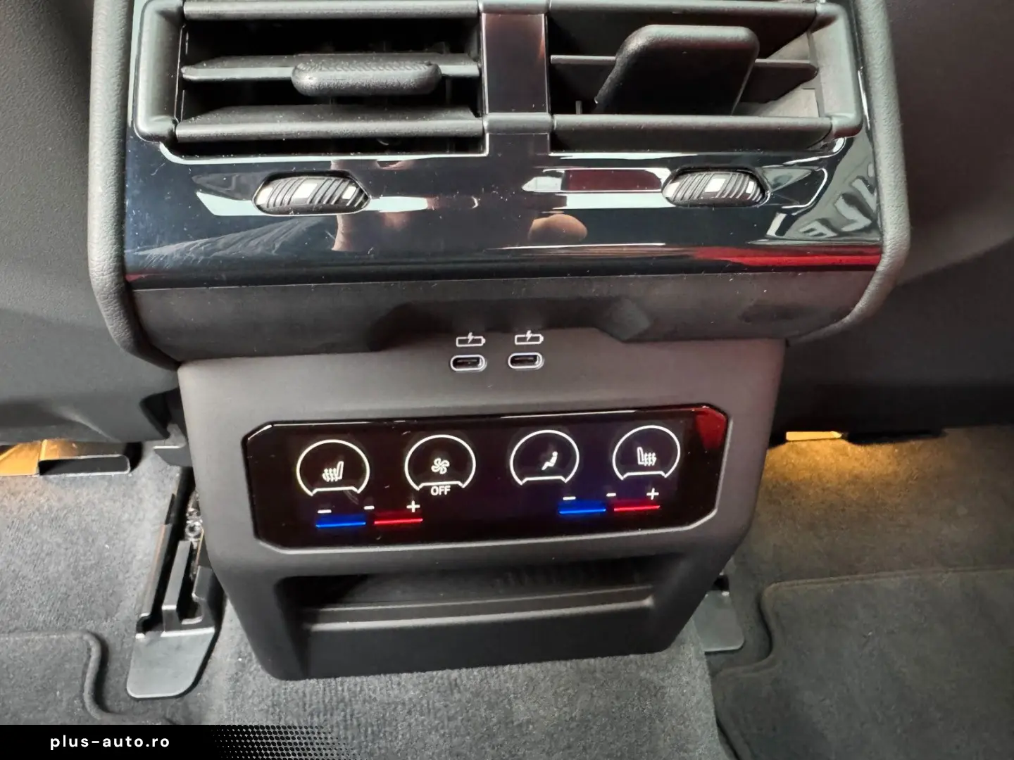 BMW M5 M Package Fond Entertainment Panor Anhäng B&W