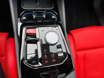 BMW M5 M Package Fond Entertainment Panor Anhäng B&W