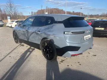 BMW iX xDrive50