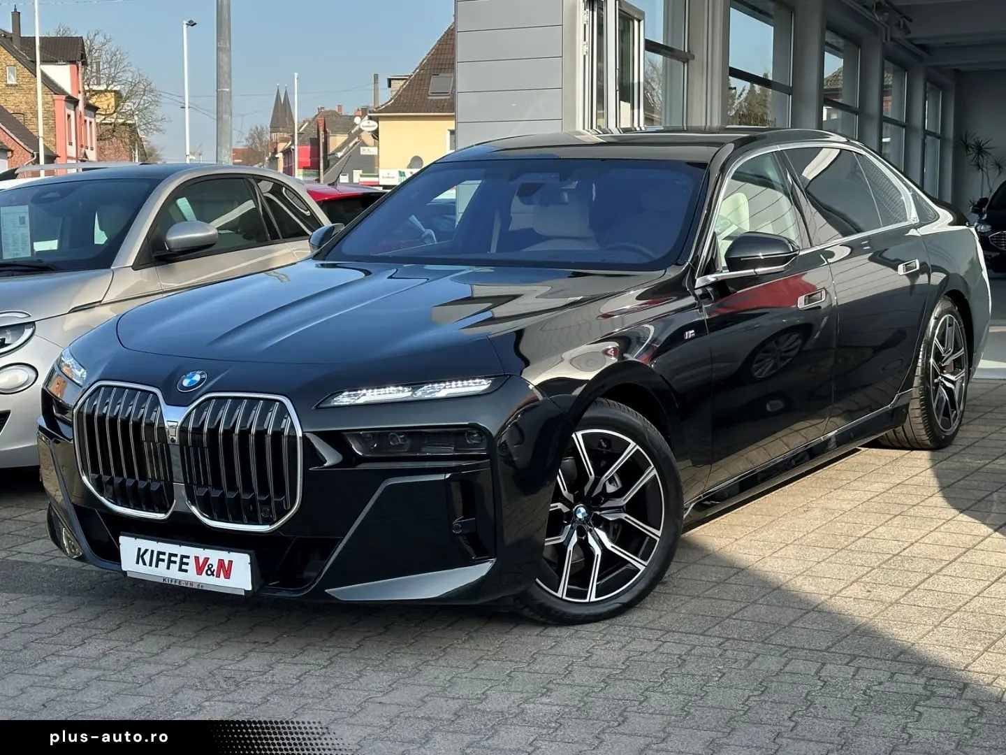 BMW 740 d xDrive MSPORT CRYSTAL ICONIC KLIMASITZ B&W