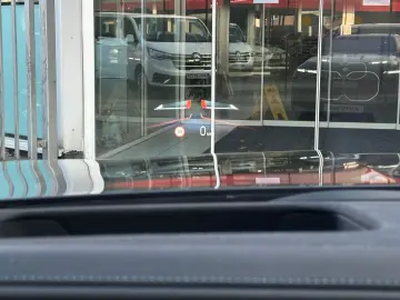 BMW 740 d xDrive MSPORT CRYSTAL ICONIC KLIMASITZ B&W