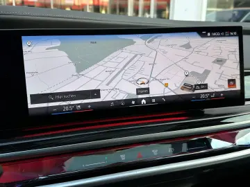 BMW 740 d xDrive MSPORT CRYSTAL ICONIC KLIMASITZ B&W