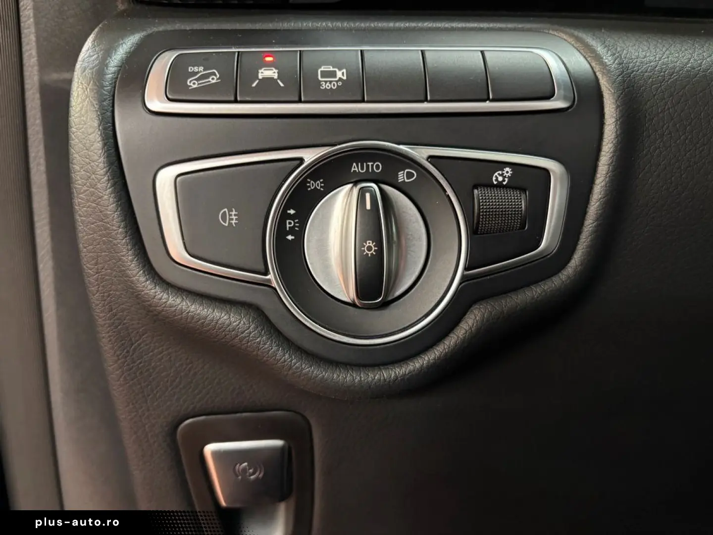 MERCEDES-BENZ V 300 d lang AMG Allrad AHK 2 5 t Panorama