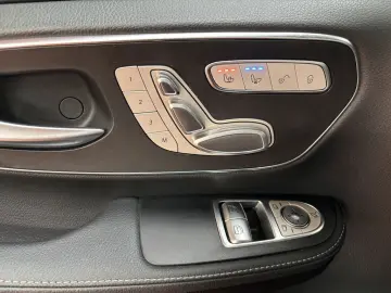 MERCEDES-BENZ V 300 d lang AMG Allrad AHK 2 5 t Panorama