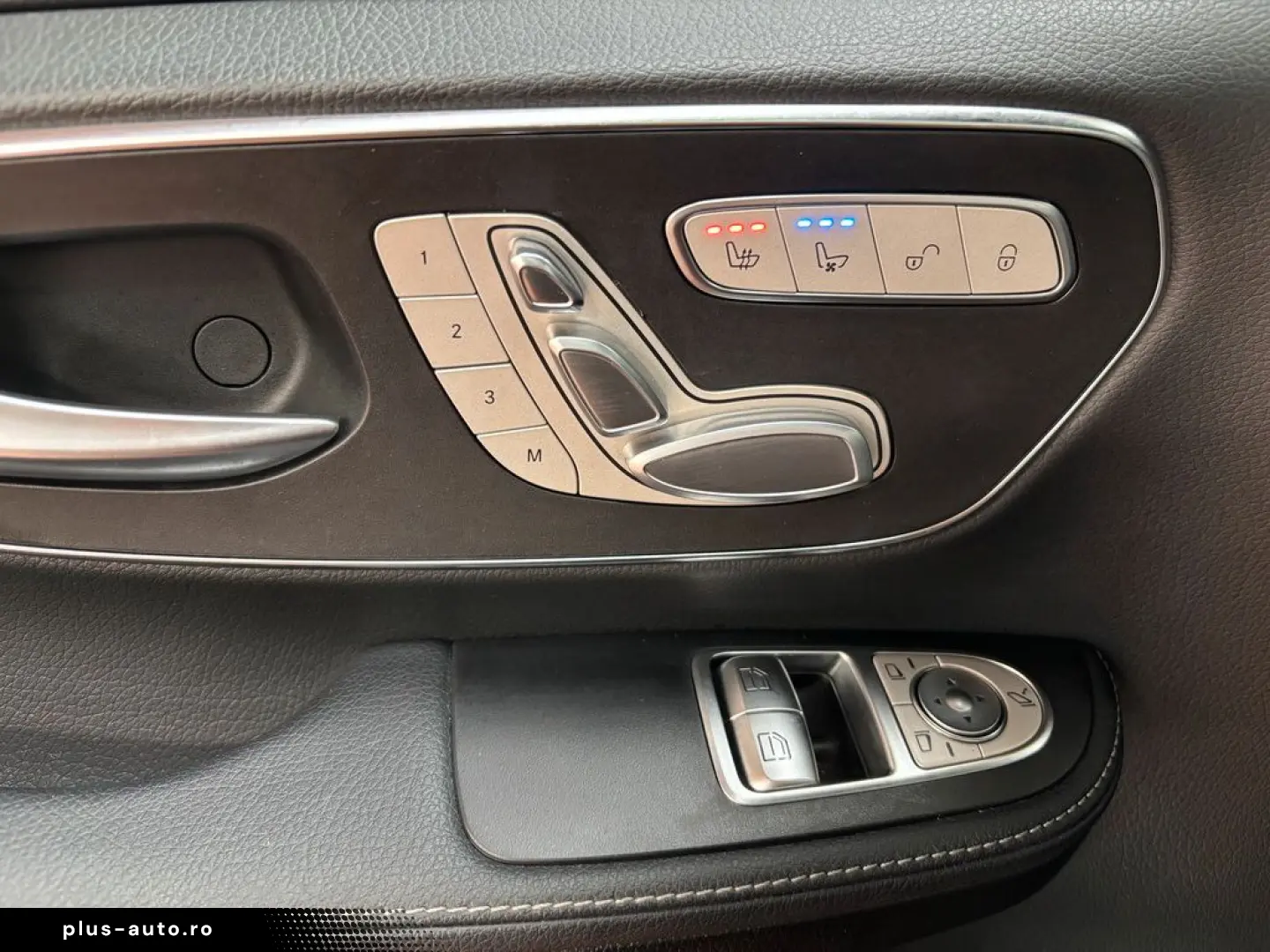 MERCEDES-BENZ V 300 d lang AMG Allrad AHK 2 5 t Panorama