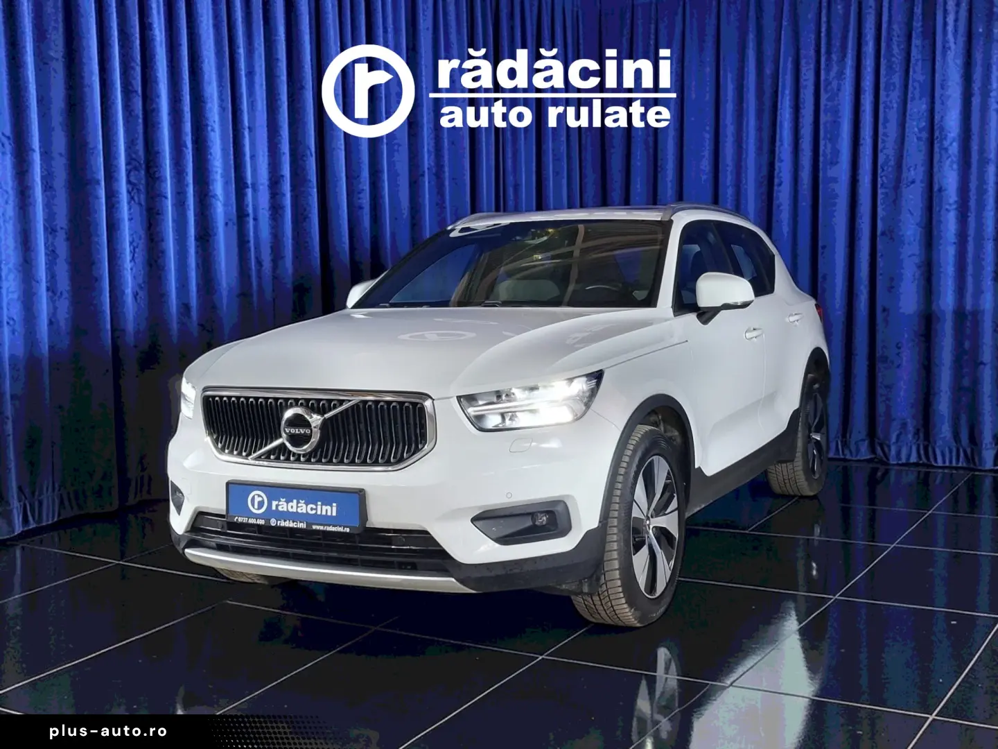 VOLVO XC 40 MOMENTUM HYBRID B4 MHEV  2.0TI  197CP 2021