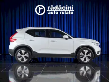 VOLVO XC 40 MOMENTUM HYBRID B4 MHEV  2.0TI  197CP 2021