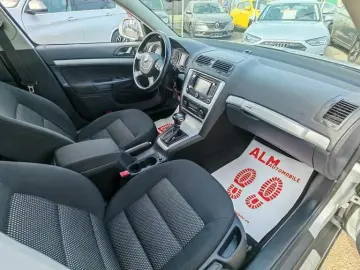Skoda Octavia Scout 4x4 Diesel Automat 2012 - Rate   Credit