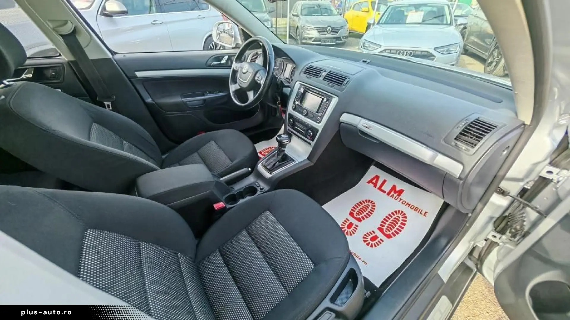 Skoda Octavia Scout 4x4 Diesel Automat 2012 - Rate   Credit