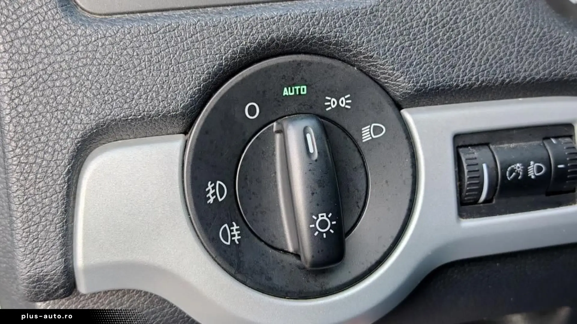 Skoda Octavia Scout 4x4 Diesel Automat 2012 - Rate   Credit