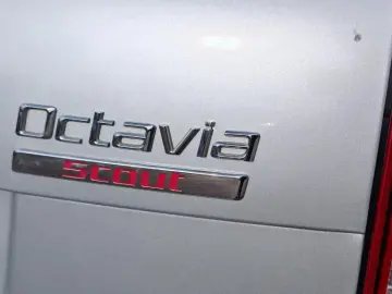 Skoda Octavia Scout 4x4 Diesel Automat 2012 - Rate   Credit