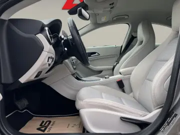Mercedes-Benz CLA 200 d 7G-DCT Urban