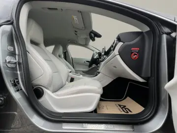 Mercedes-Benz CLA 200 d 7G-DCT Urban