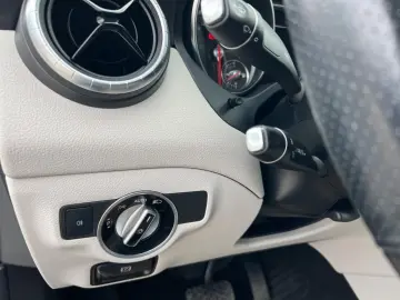 Mercedes-Benz CLA 200 d 7G-DCT Urban