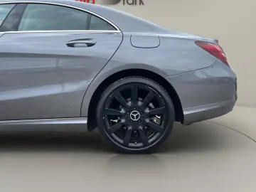 Mercedes-Benz CLA 200 d 7G-DCT Urban