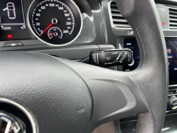 Volkswagen Golf 1.0 TSI Trendline