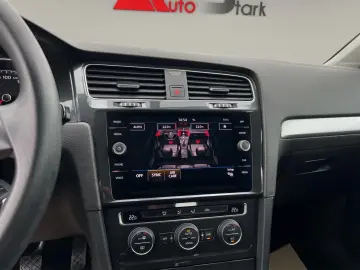 Volkswagen Golf 1.0 TSI Trendline