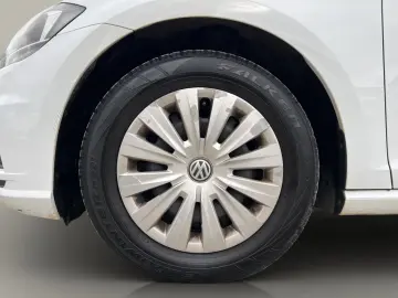 Volkswagen Golf 1.0 TSI Trendline