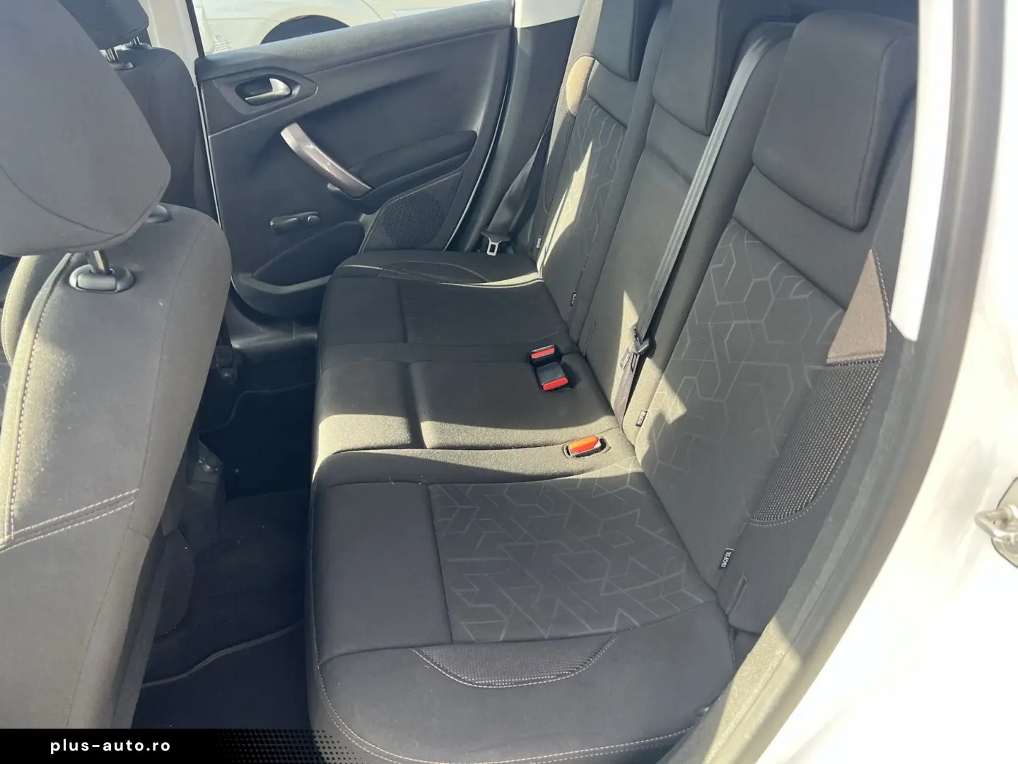 Peugeot 2008 1.6 Blue-HDi Style