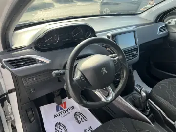 Peugeot 2008 1.6 Blue-HDi Style