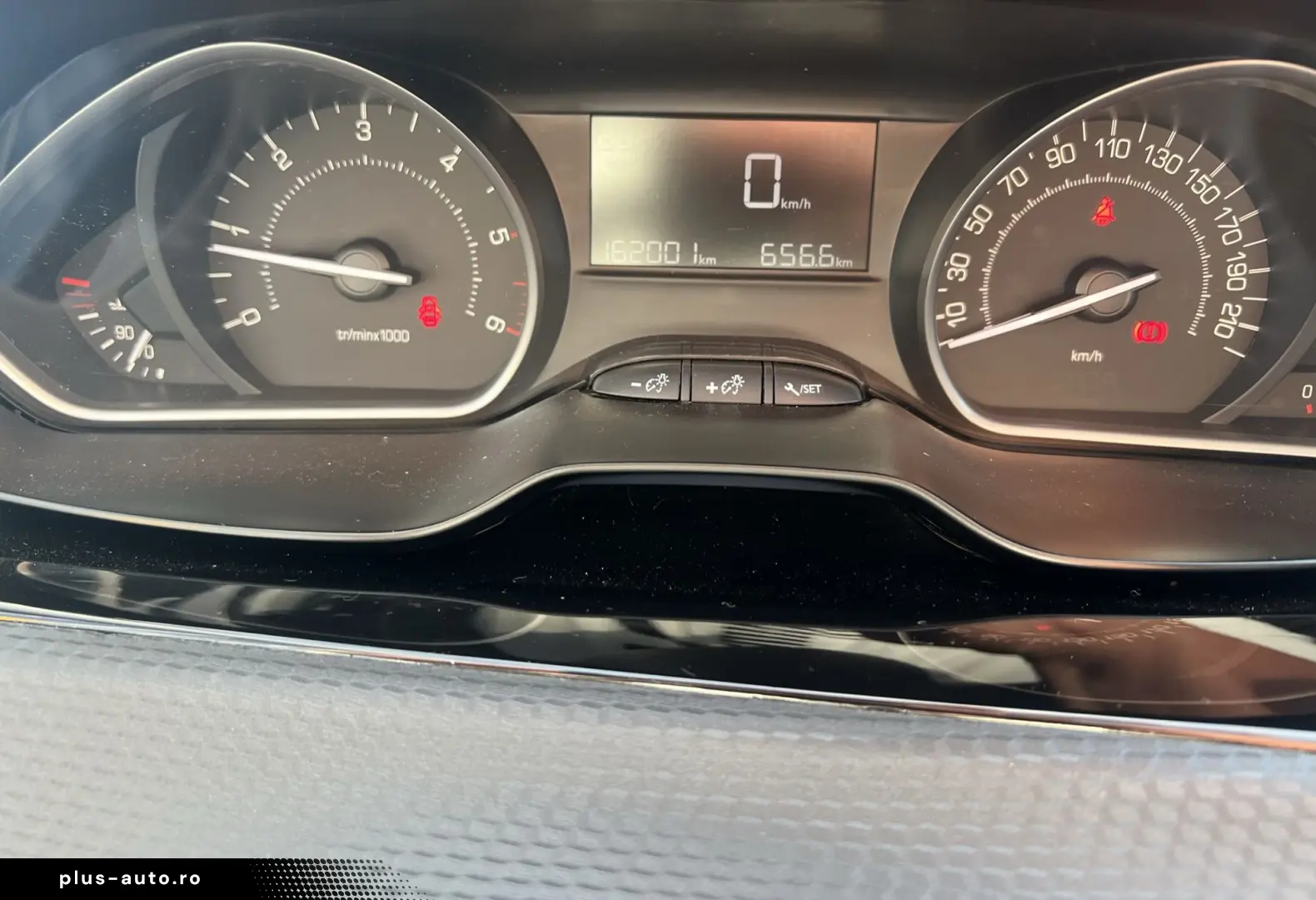 Peugeot 2008 1.6 Blue-HDi Style