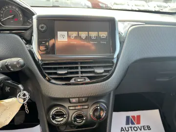 Peugeot 2008 1.6 Blue-HDi Style