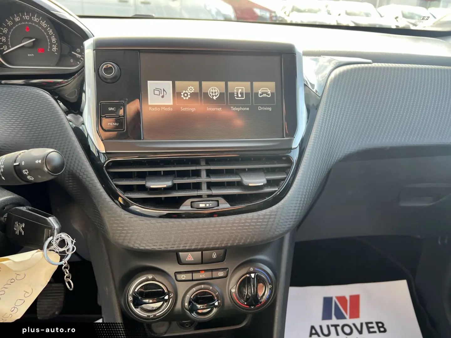 Peugeot 2008 1.6 Blue-HDi Style