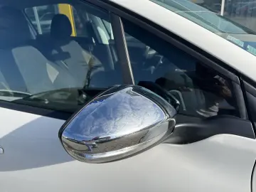 Peugeot 2008 1.6 Blue-HDi Style