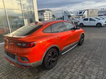 Renault Arkana E-TECH Hybrid RS Line