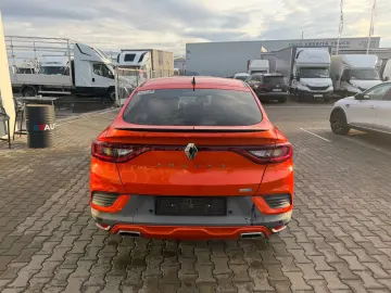 Renault Arkana E-TECH Hybrid RS Line
