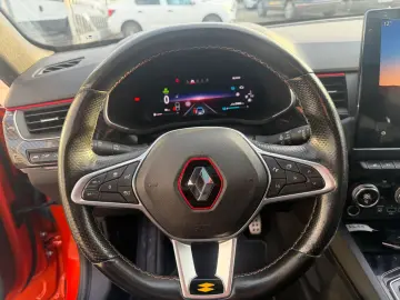 Renault Arkana E-TECH Hybrid RS Line