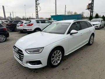 Audi A4 Avant 30 TDI S tronic