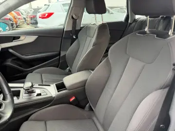 Audi A4 Avant 30 TDI S tronic