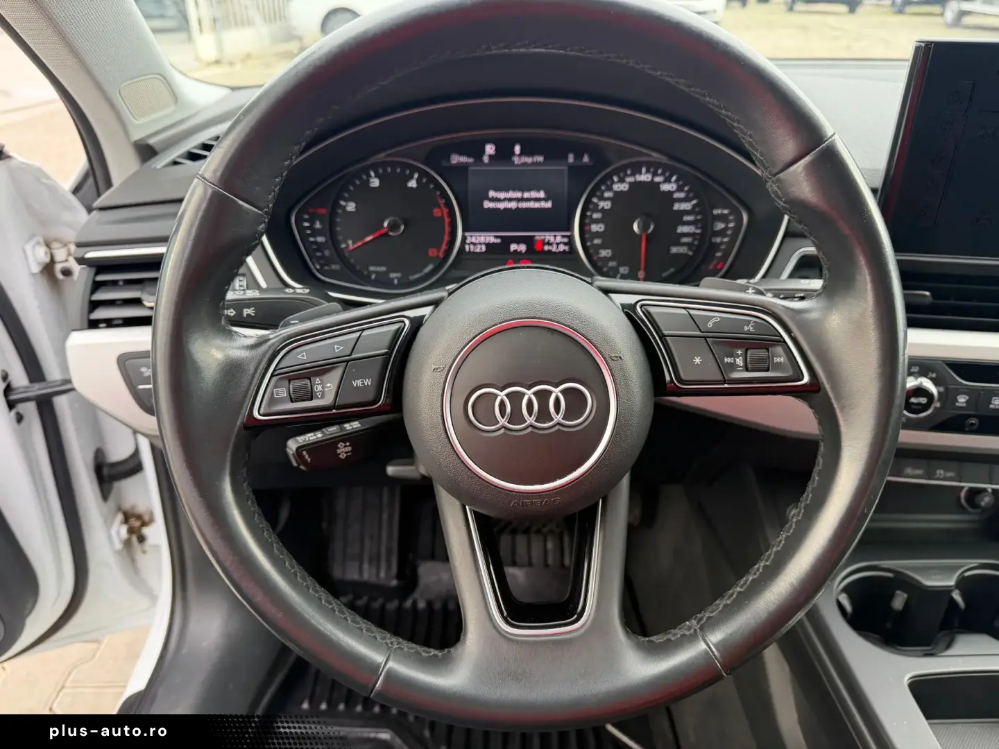 Audi A4 Avant 30 TDI S tronic